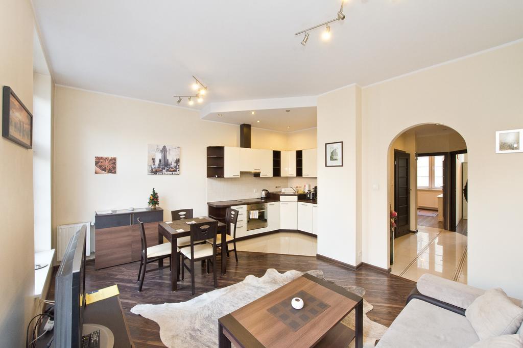 Gdanskie Apartamenty - Apartamenty - Dluga Z Widokiem Na Ratusz I Nad Motlawa Δωμάτιο φωτογραφία